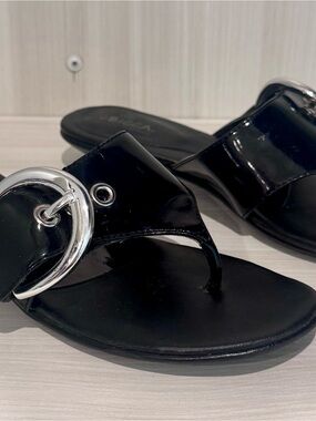 Sbicca Black Patent Slide Sandals with Silver Buckle